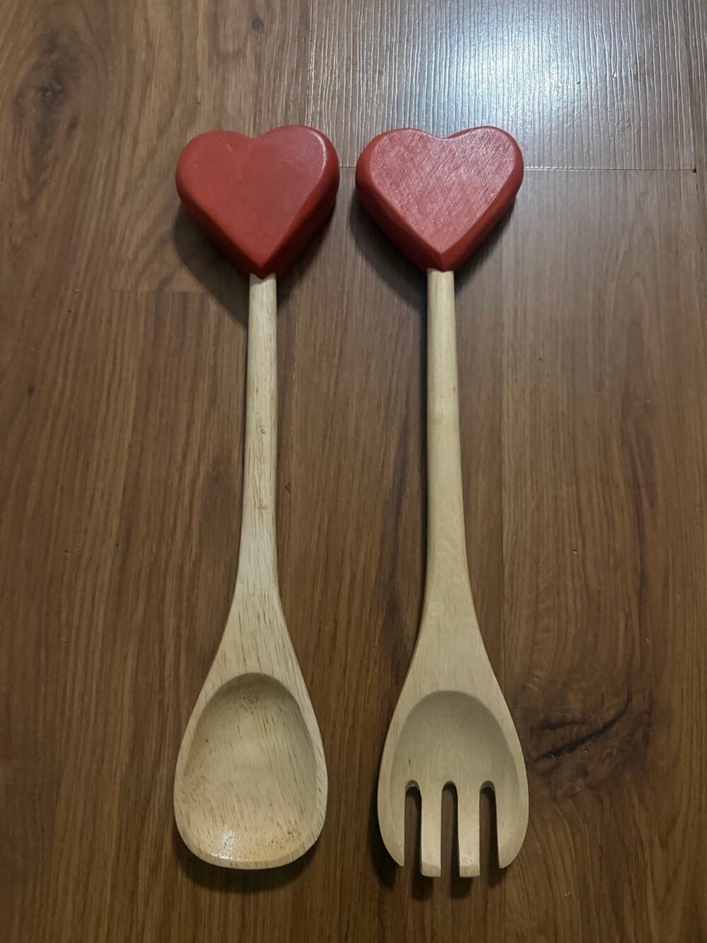 Wooden Salad Serving Set with Painted Red Heart Handles (Fork & Spoon)